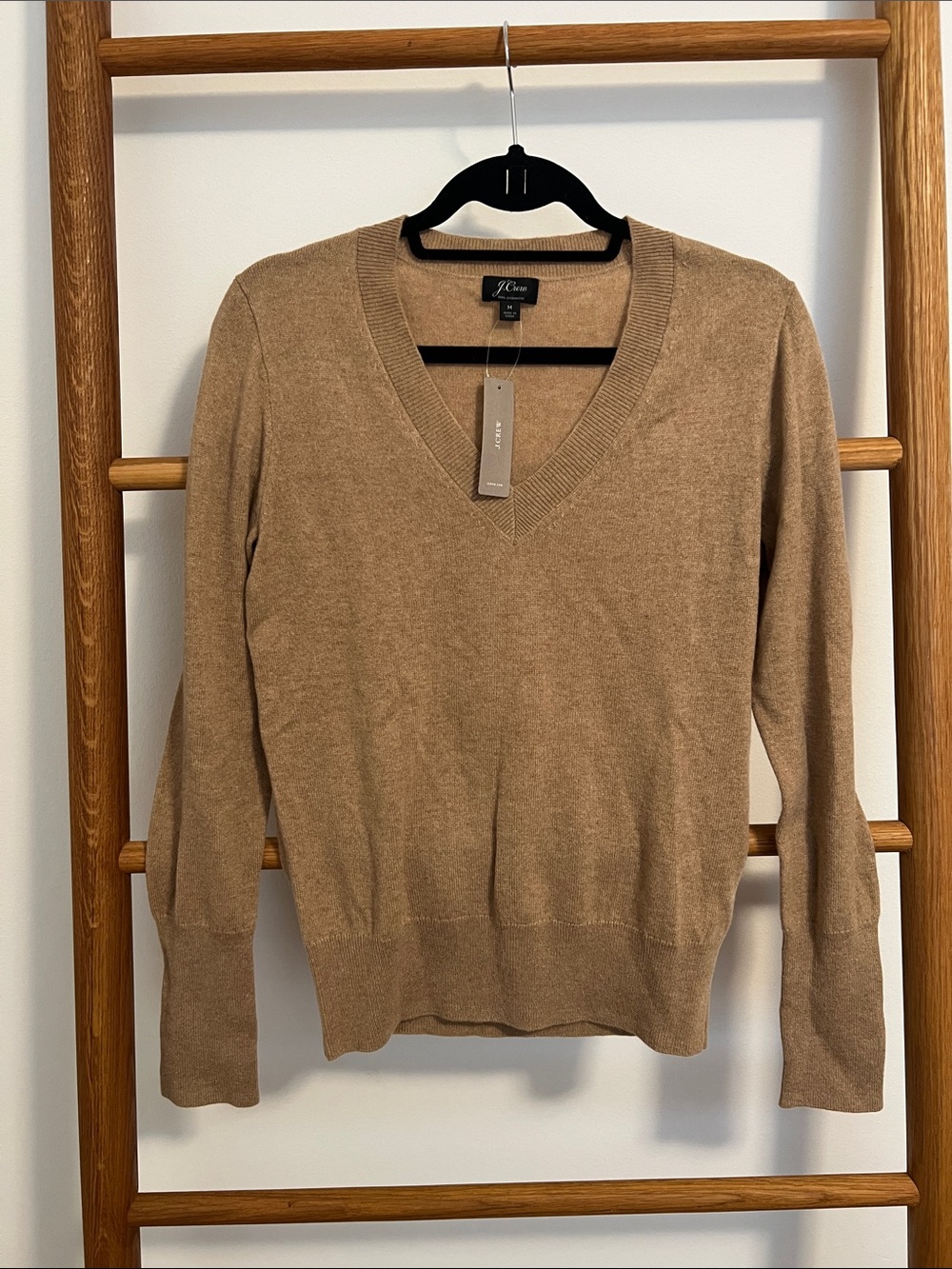 NWT J.Crew Everyday 100% Cashmere V-Neck Sweater Heather Camel Size M